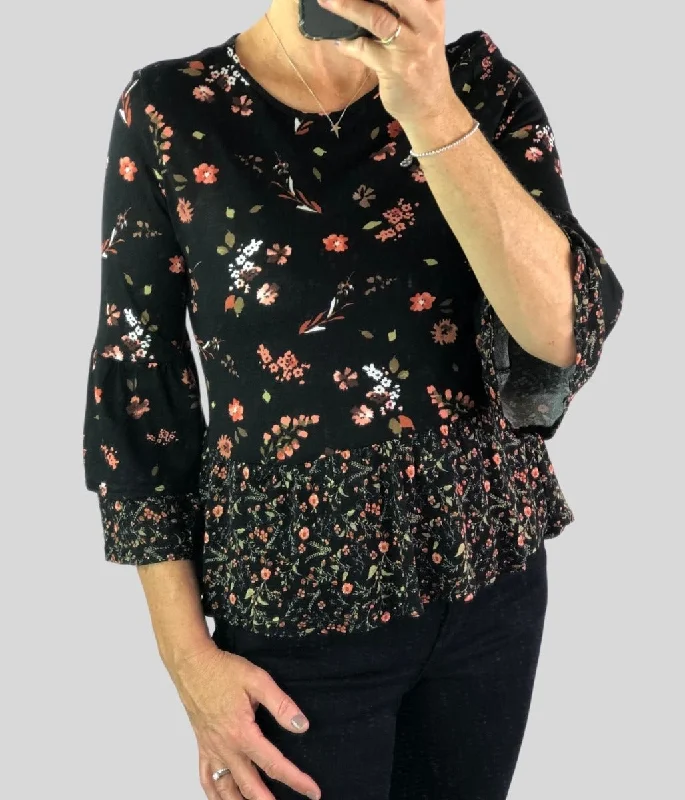 Flute Sleeve Floral Top