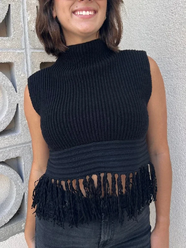 KASSIE FRINGE TOP IN BLACK