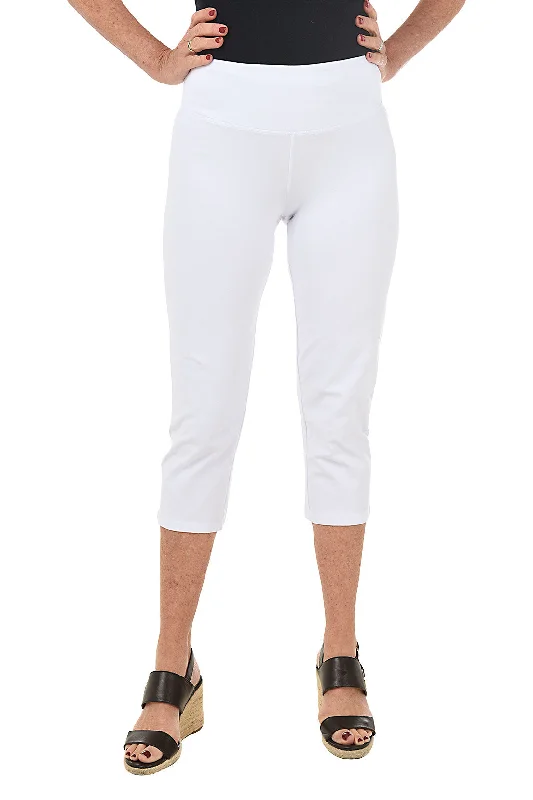 Pull-On Slimming Capri Pant